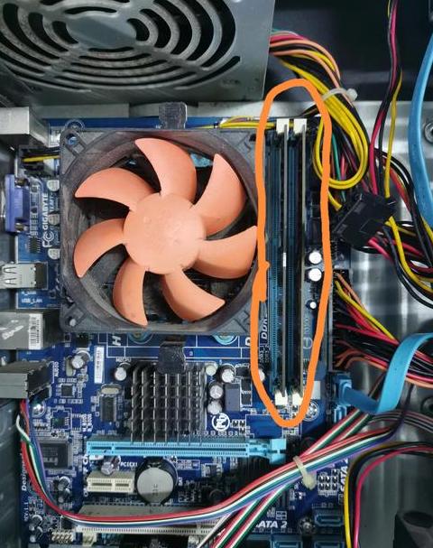 电脑风扇间歇性工作故障排查指南
