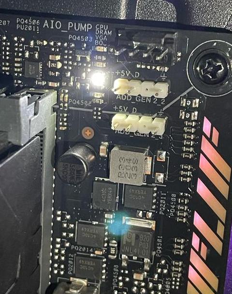 华硕主板黄灯故障排查指南